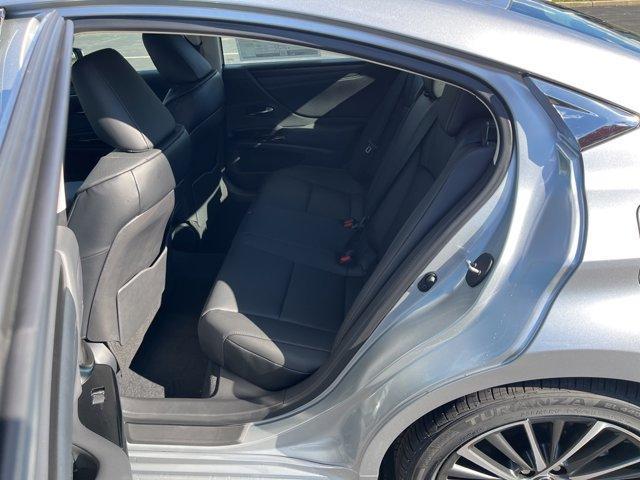 new 2025 Lexus ES 350 car, priced at $50,225