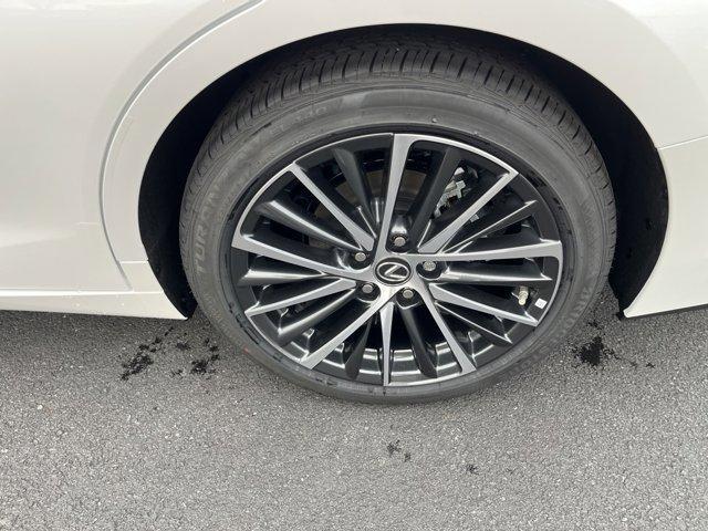 new 2025 Lexus ES 350 car, priced at $49,844