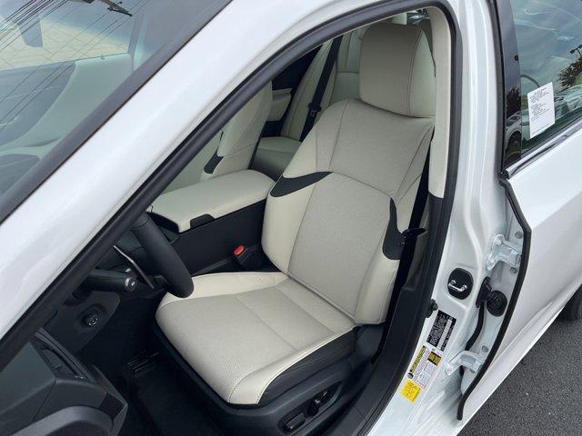 new 2025 Lexus ES 350 car, priced at $49,844