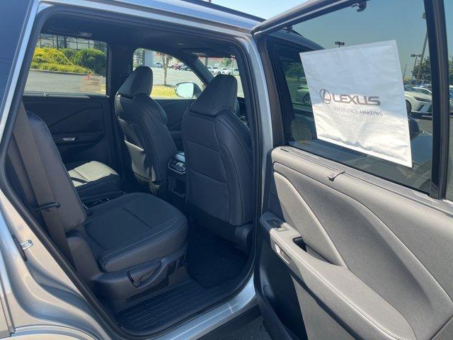 new 2025 Lexus TX 500h car
