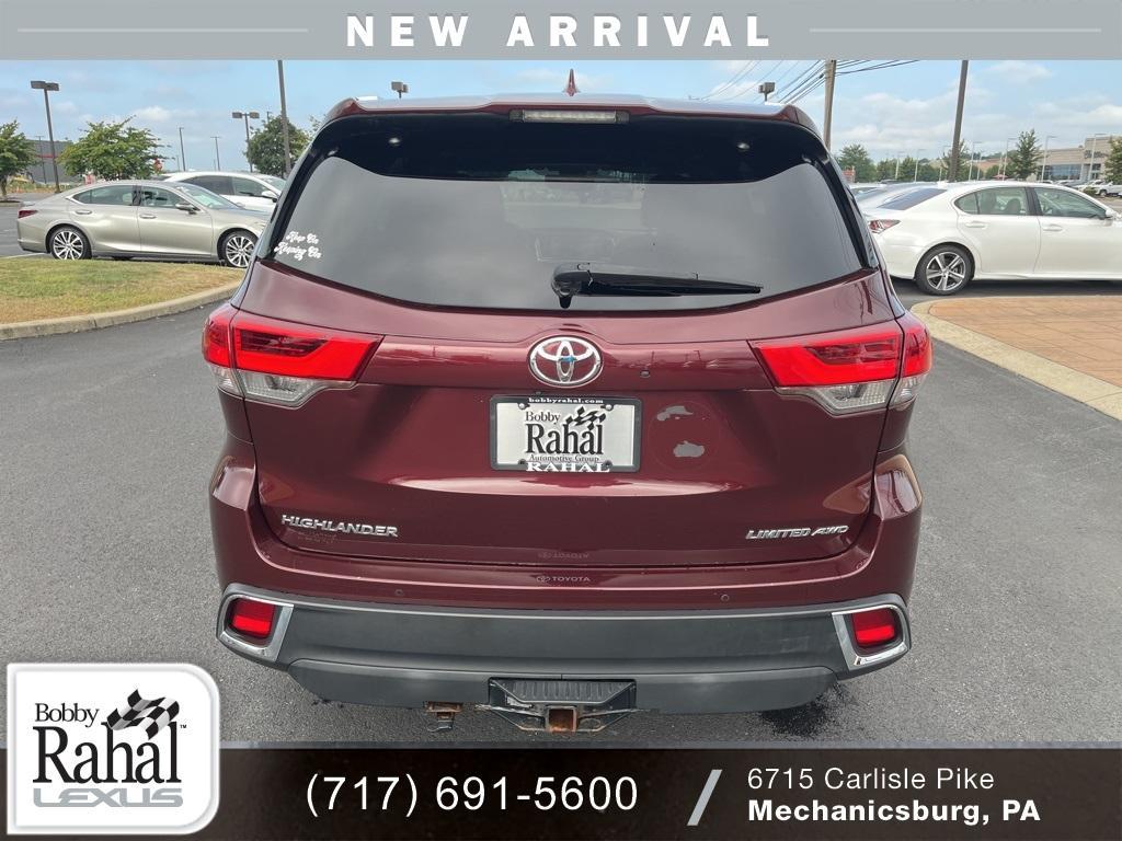 used 2018 Toyota Highlander car, priced at $26,850