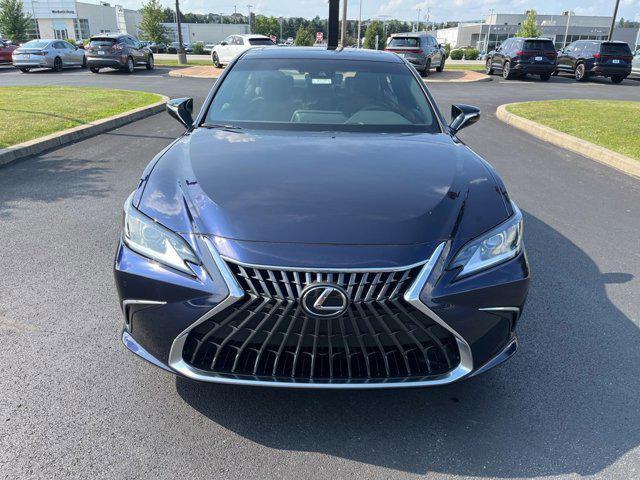 new 2025 Lexus ES 300h car, priced at $49,165
