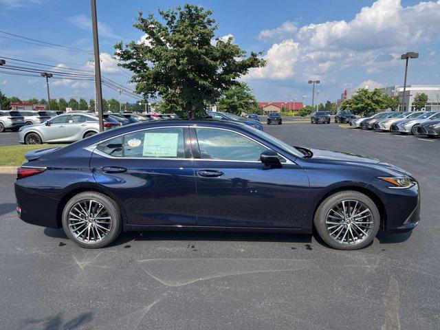 new 2025 Lexus ES 300h car, priced at $49,165