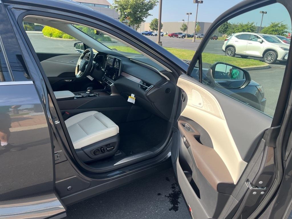 new 2025 Lexus RX 350 car