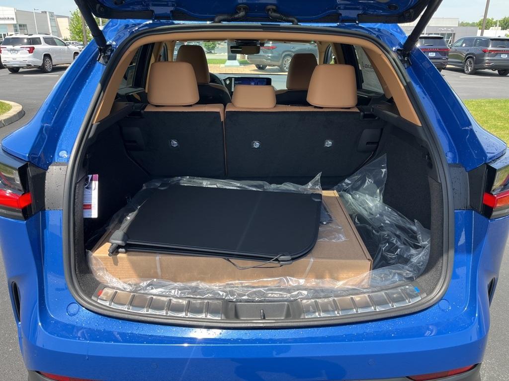 new 2025 Lexus NX 350 car