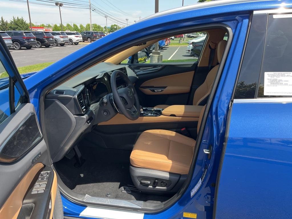 new 2025 Lexus NX 350 car