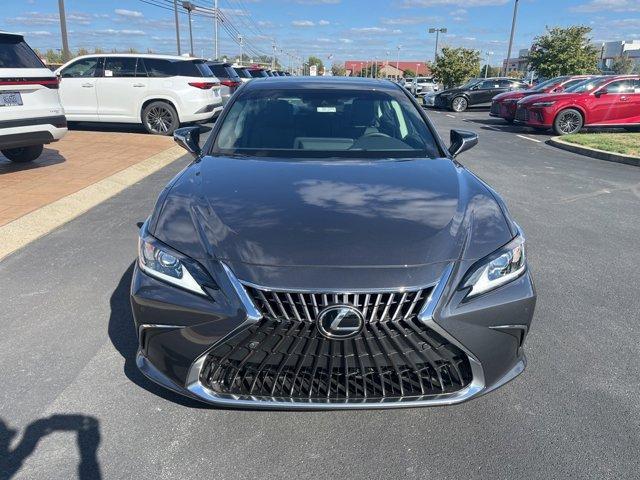 new 2025 Lexus ES 300h car, priced at $50,925