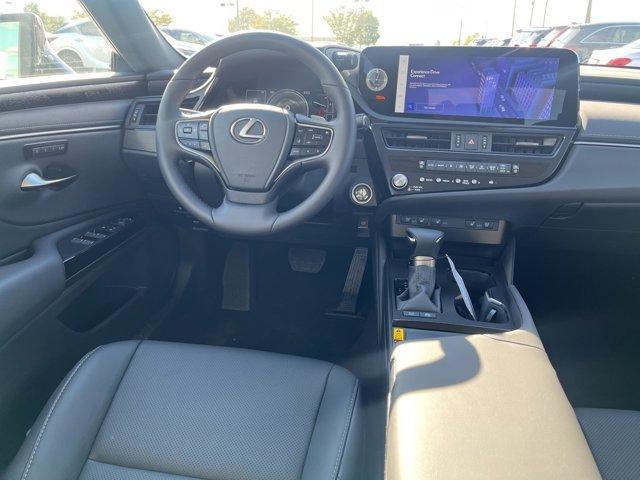 new 2025 Lexus ES 300h car, priced at $50,925
