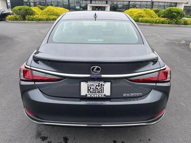 new 2025 Lexus ES 300h car, priced at $50,705
