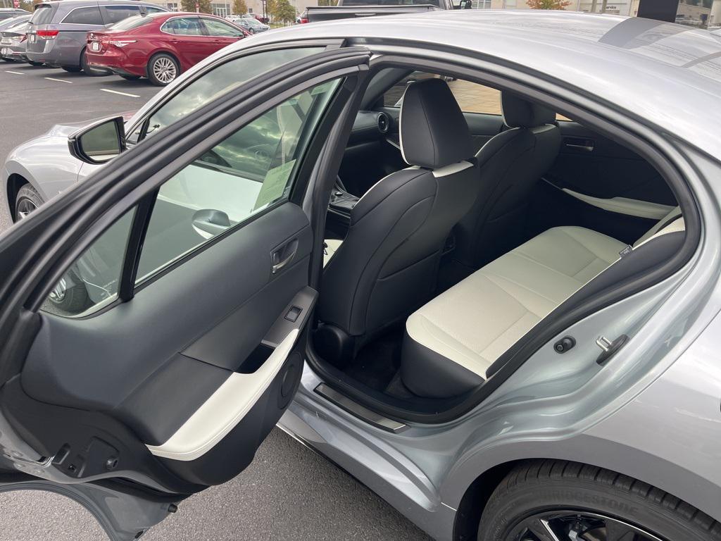 new 2025 Lexus IS 350 car, priced at $54,283
