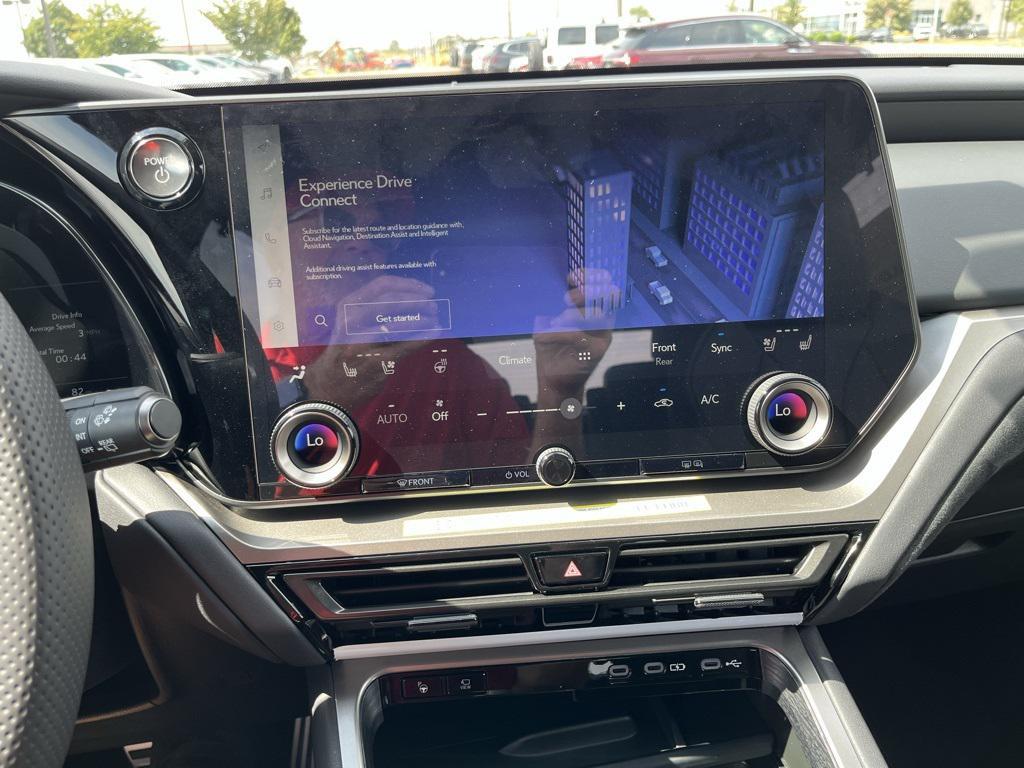 new 2025 Lexus TX 500h car, priced at $73,615
