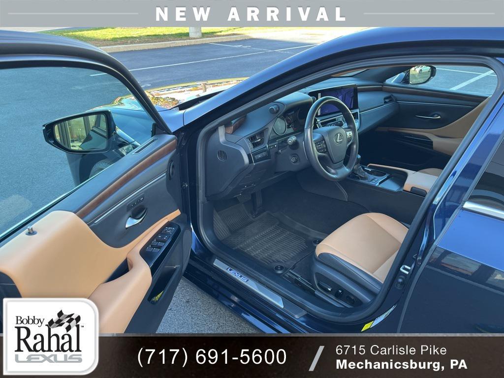 used 2025 Lexus ES 300h car, priced at $43,950