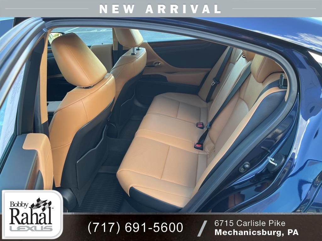 used 2025 Lexus ES 300h car, priced at $43,950