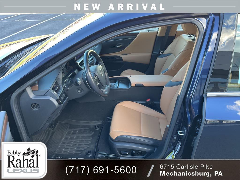 used 2025 Lexus ES 300h car, priced at $43,950