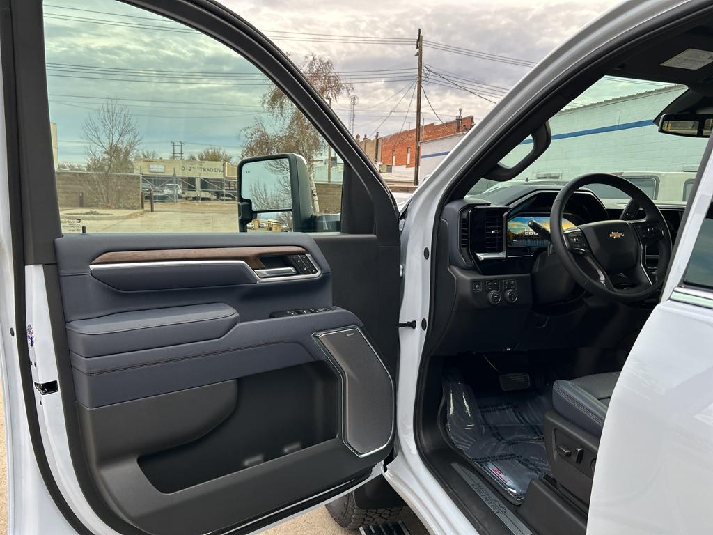 new 2026 Chevrolet Silverado 2500 car, priced at $80,160