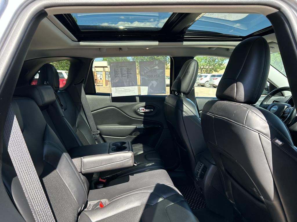 used 2020 Jeep Cherokee car