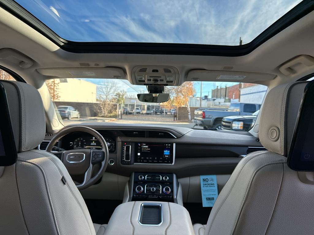 used 2022 GMC Yukon XL car