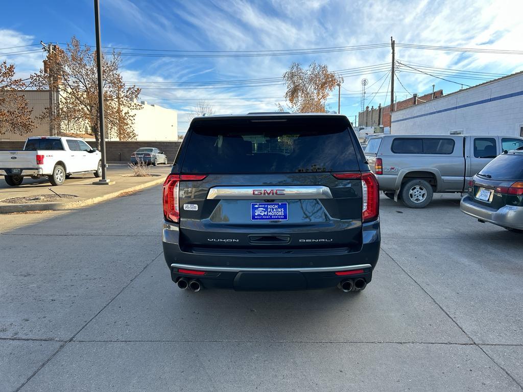 used 2022 GMC Yukon XL car