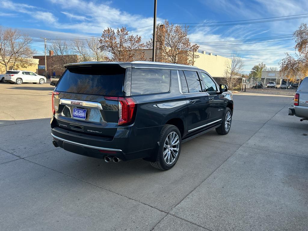 used 2022 GMC Yukon XL car