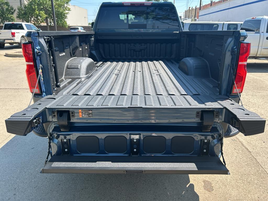 new 2025 Chevrolet Silverado 2500 car, priced at $72,690