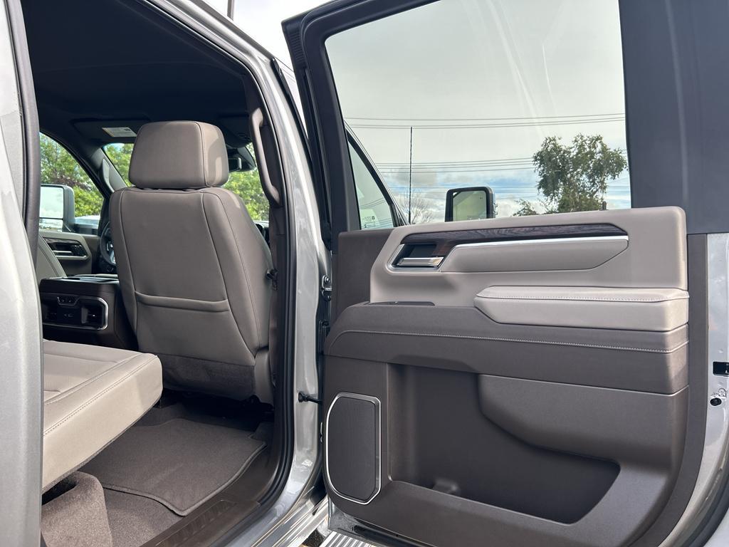 new 2025 GMC Sierra 3500 car, priced at $85,075