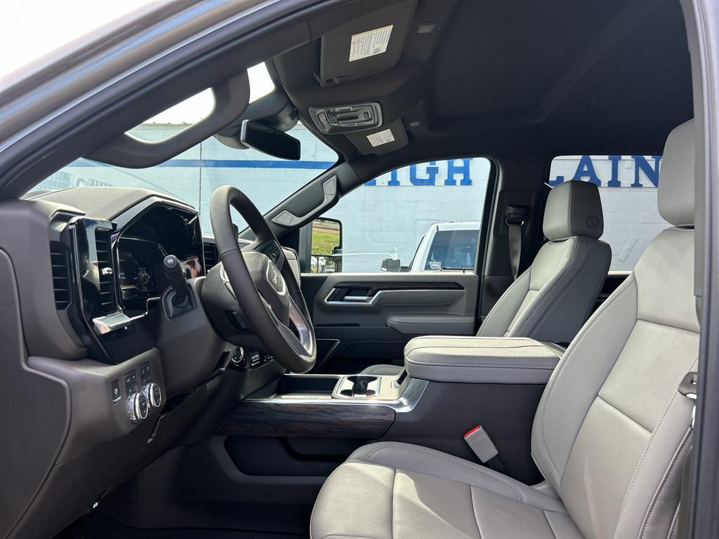 new 2025 GMC Sierra 3500 car, priced at $85,075
