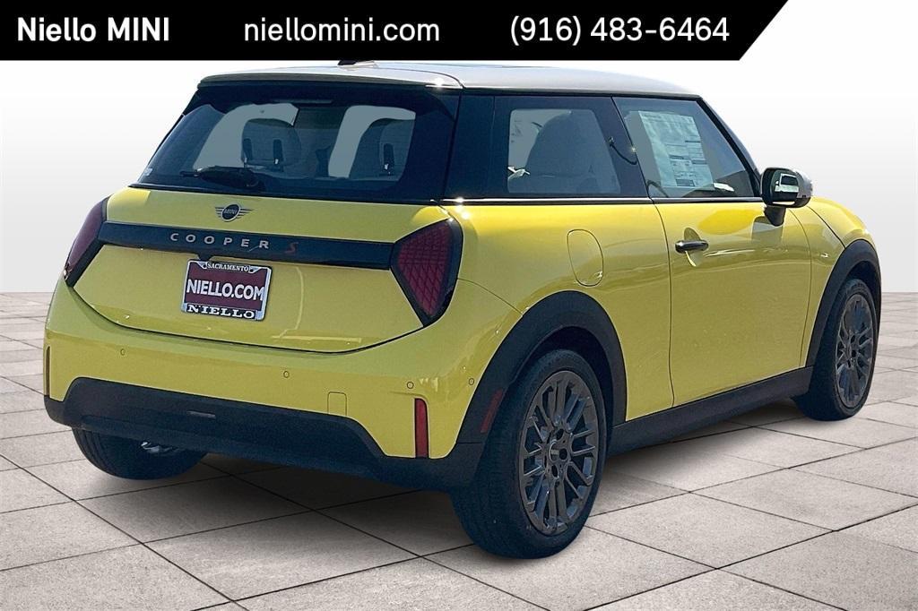 used 2025 MINI Hardtop car, priced at $32,692