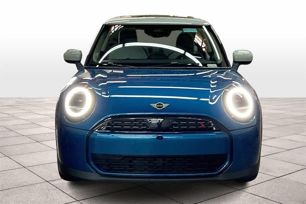 new 2025 MINI Hardtop car, priced at $37,810