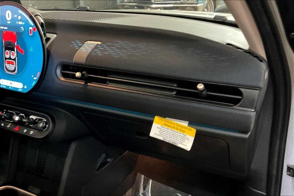 used 2025 MINI Hardtop car, priced at $32,992
