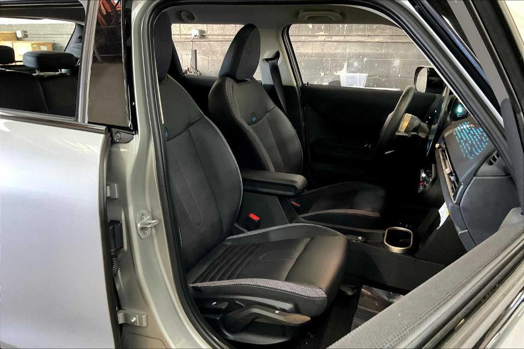 used 2025 MINI Hardtop car, priced at $32,992