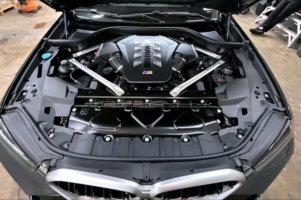 new 2026 BMW X6 car, priced at $100,275