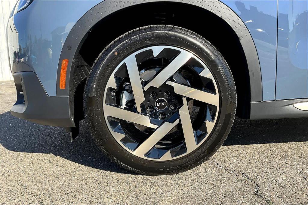 new 2025 MINI Countryman car, priced at $50,225
