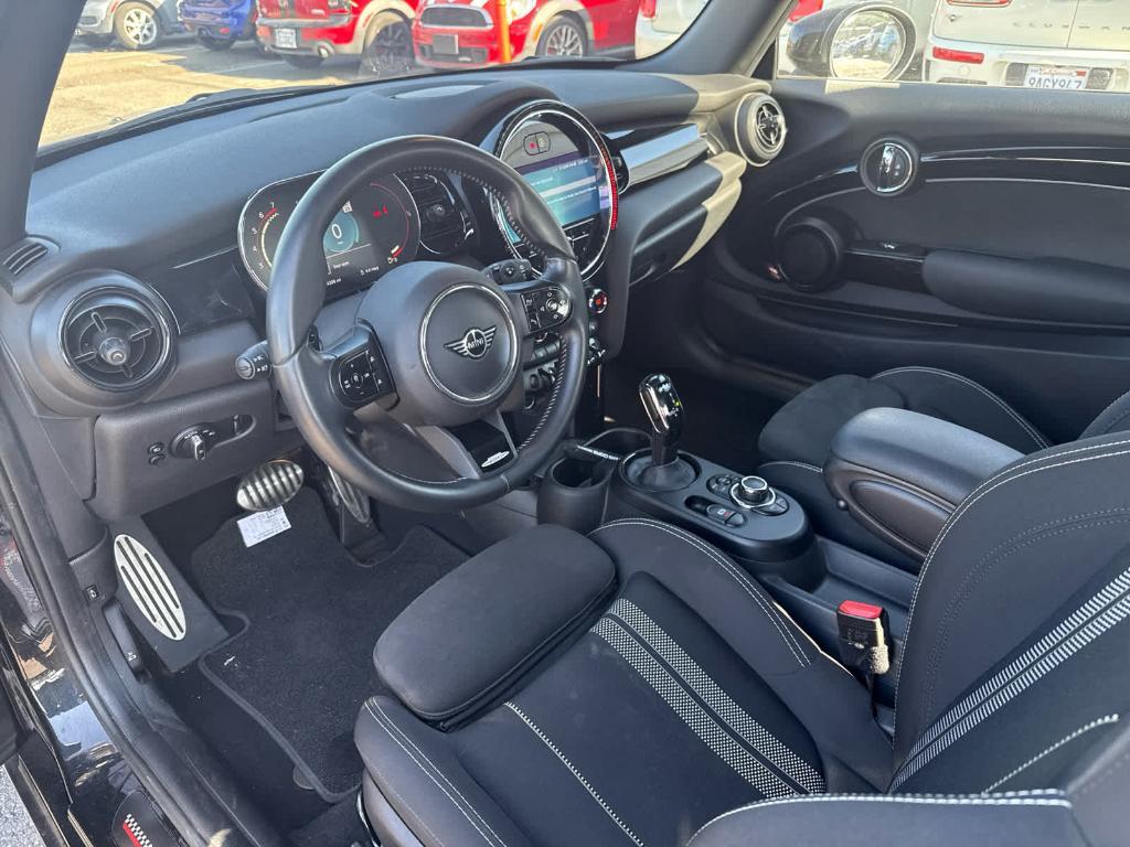 used 2023 MINI Hardtop car, priced at $33,993