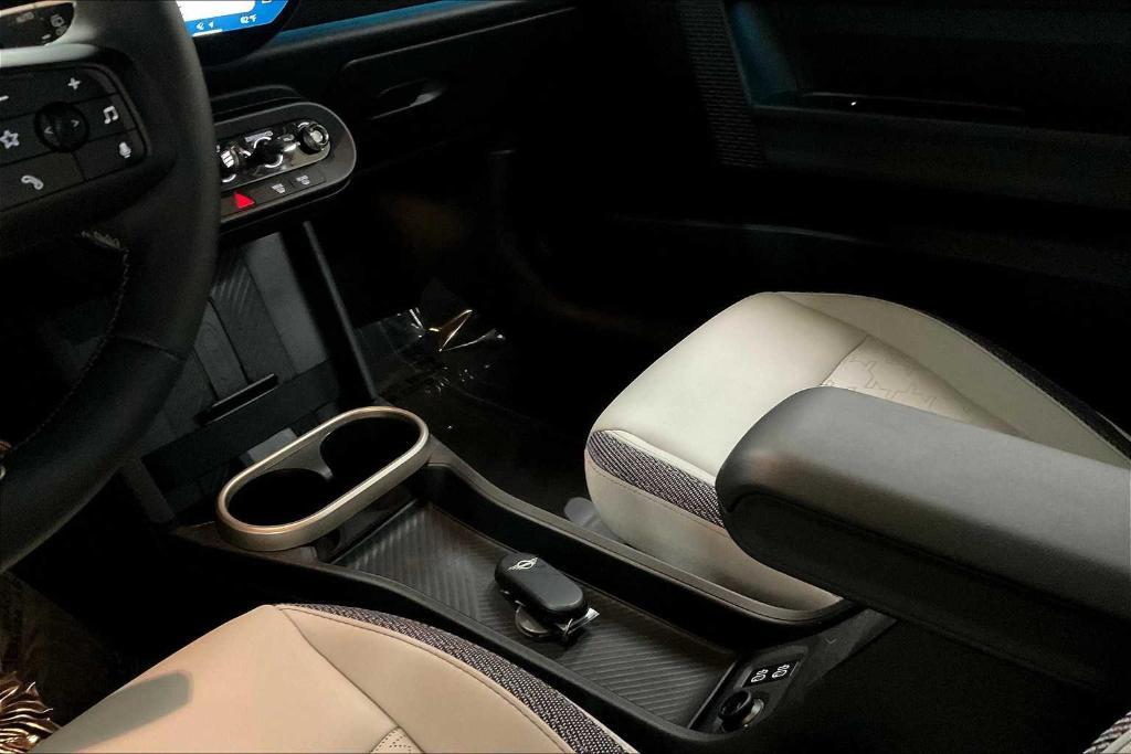 used 2025 MINI Hardtop car, priced at $31,991