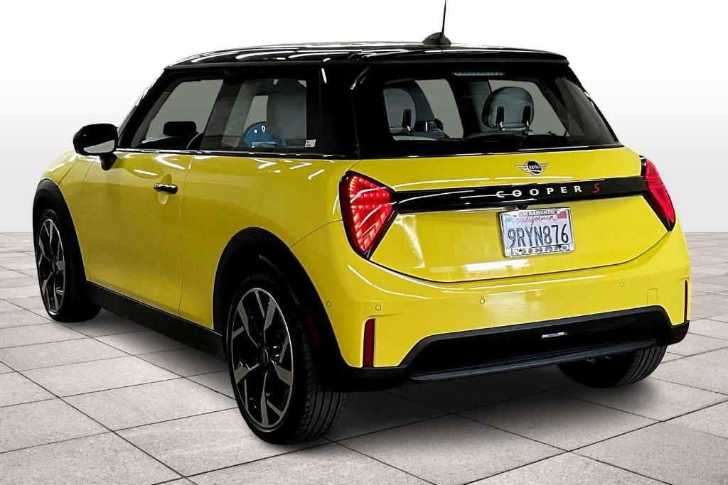 used 2025 MINI Hardtop car, priced at $31,991
