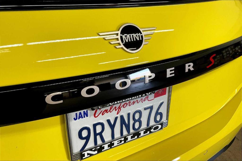 used 2025 MINI Hardtop car, priced at $31,991