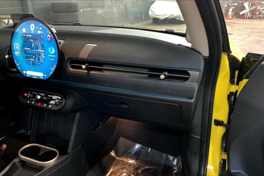used 2025 MINI Hardtop car, priced at $31,991