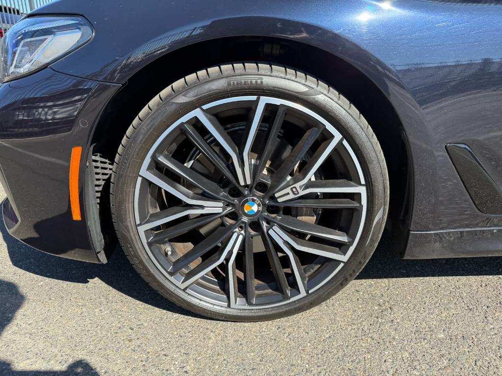 used 2023 BMW 540 car, priced at $44,994