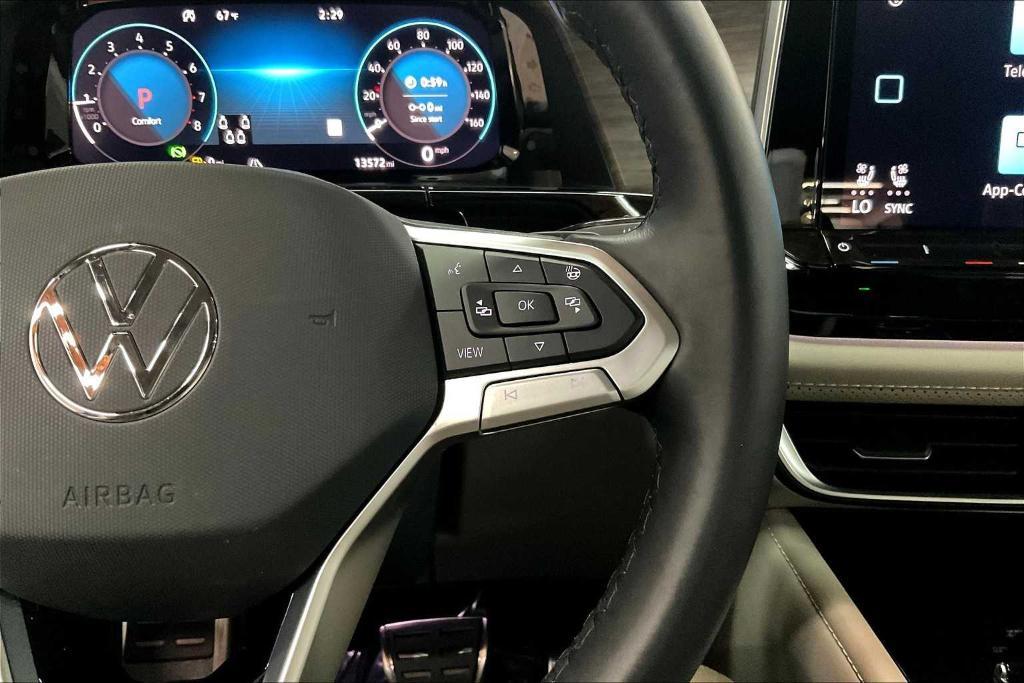 used 2024 Volkswagen Atlas car, priced at $44,694