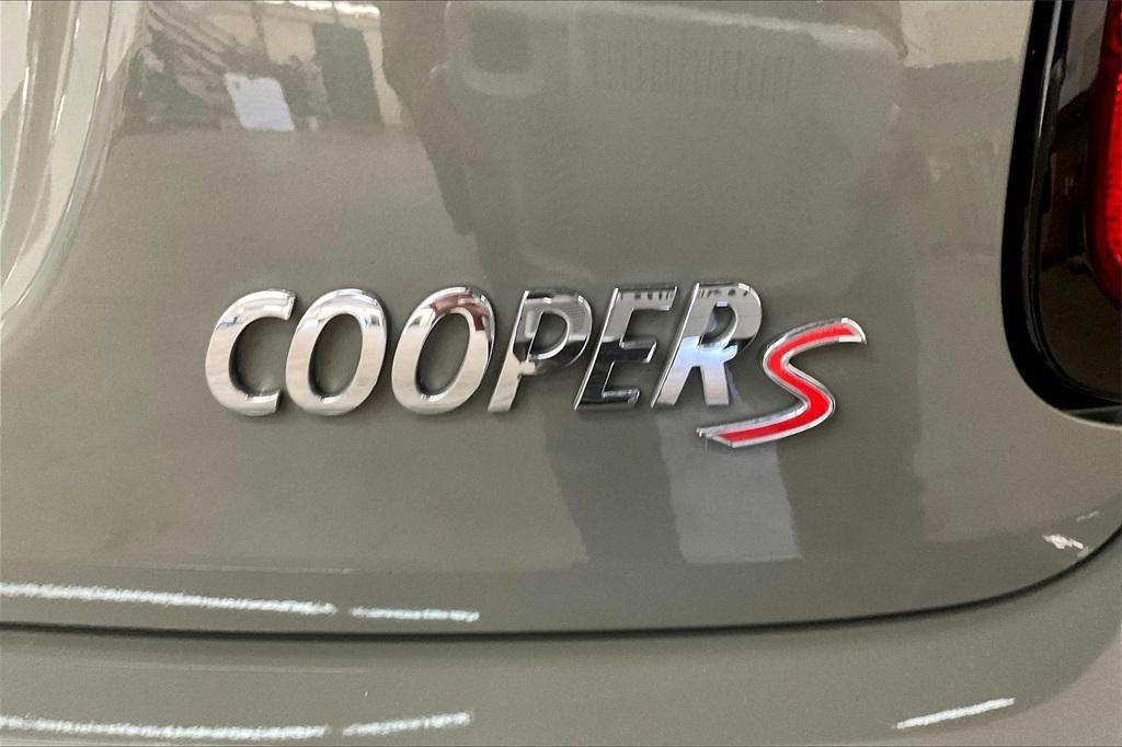 used 2019 MINI Hardtop car, priced at $18,494