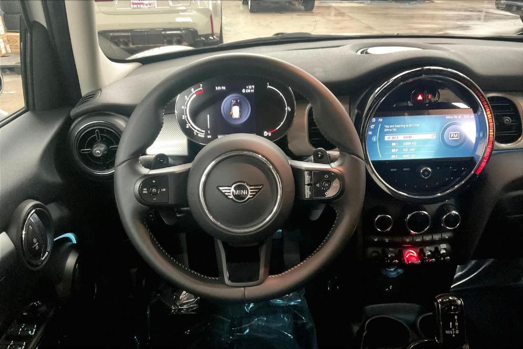used 2024 MINI Hardtop car, priced at $27,697