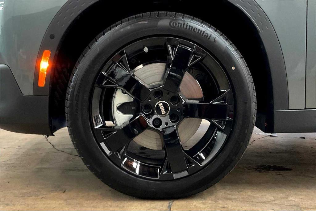 new 2025 MINI Countryman car, priced at $41,025