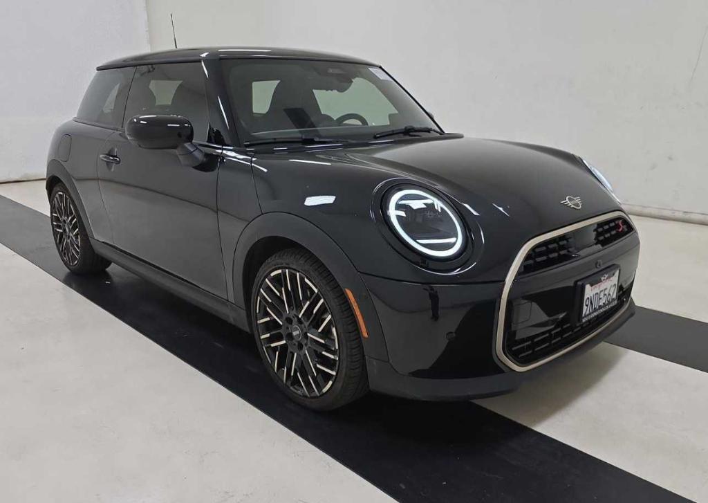 used 2025 MINI Hardtop car, priced at $35,995