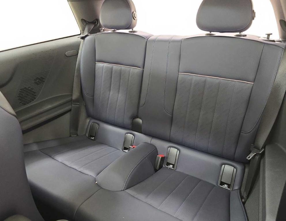 used 2025 MINI Hardtop car, priced at $35,995
