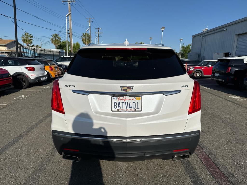 used 2017 Cadillac XT5 car, priced at $19,393