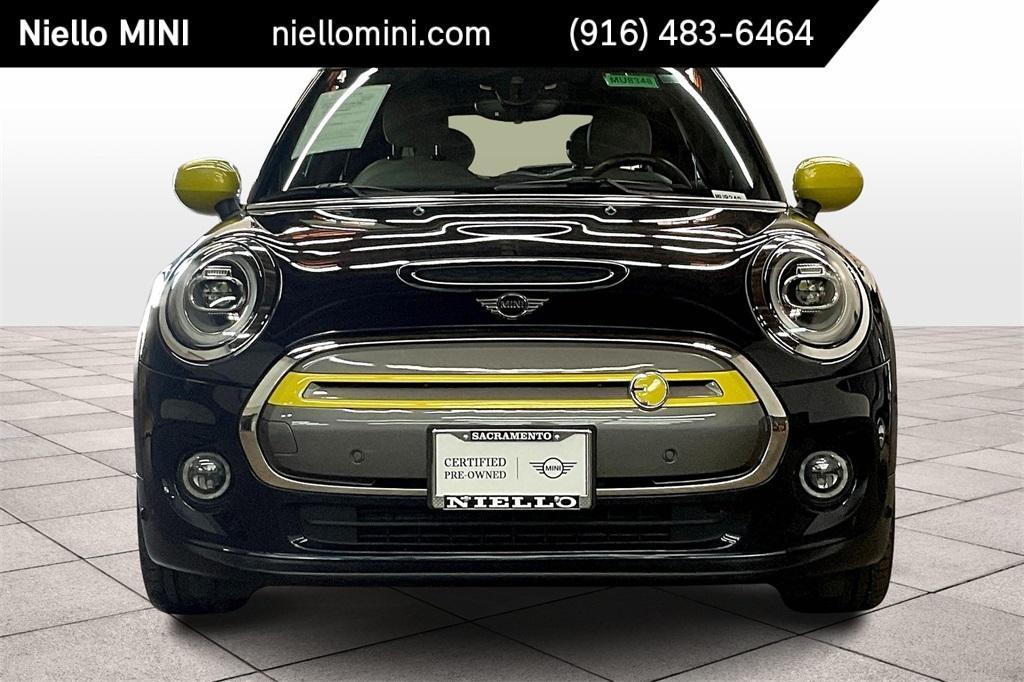 used 2021 MINI SE Hardtop car, priced at $21,691