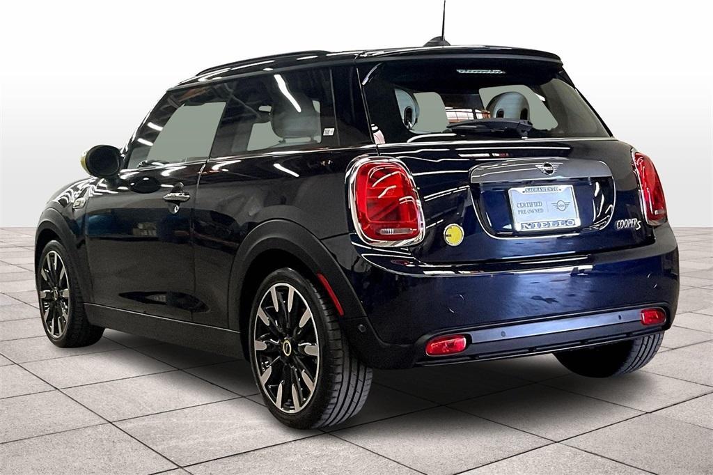 used 2021 MINI SE Hardtop car, priced at $23,160