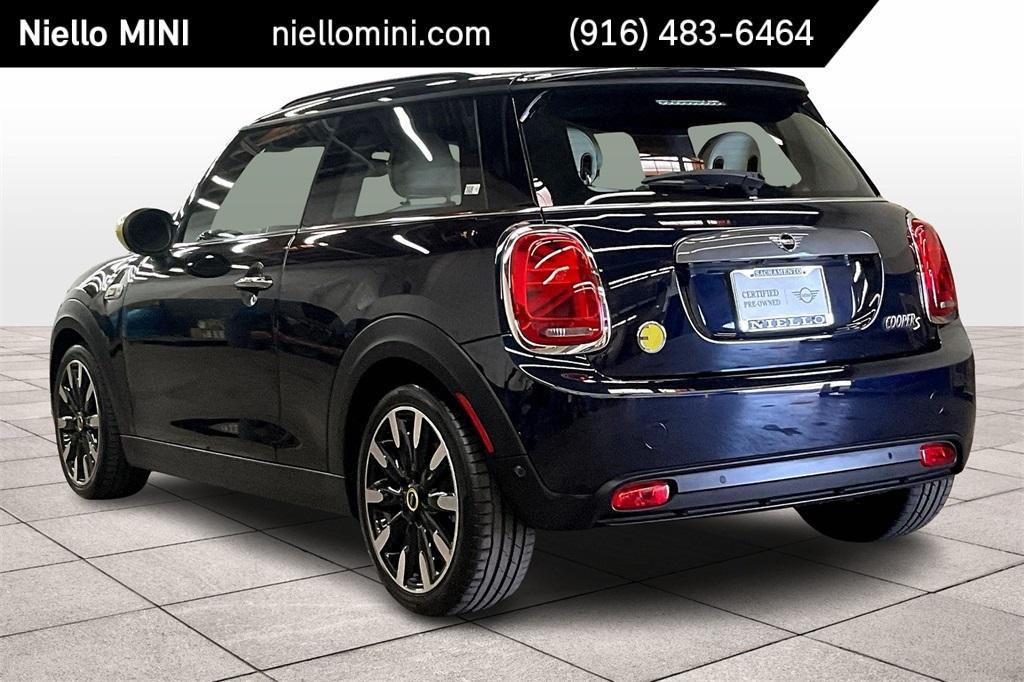 used 2021 MINI SE Hardtop car, priced at $21,691