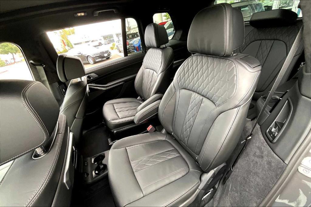 new 2026 BMW X7 car, priced at $124,975
