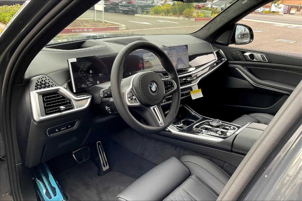 new 2026 BMW X7 car, priced at $124,975
